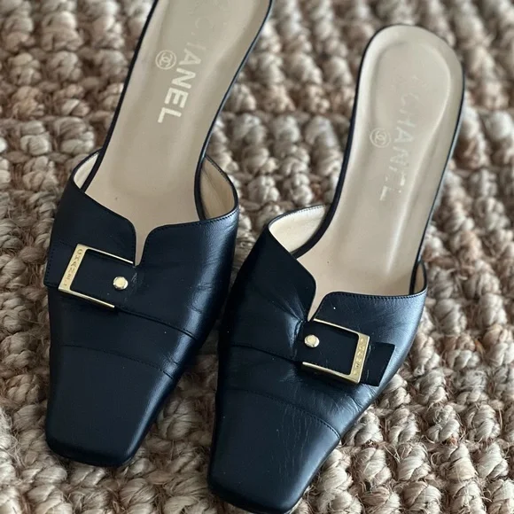 CHANEL | Shoes | Chanel Vintage Kitten Heels Size 37 | Poshmark